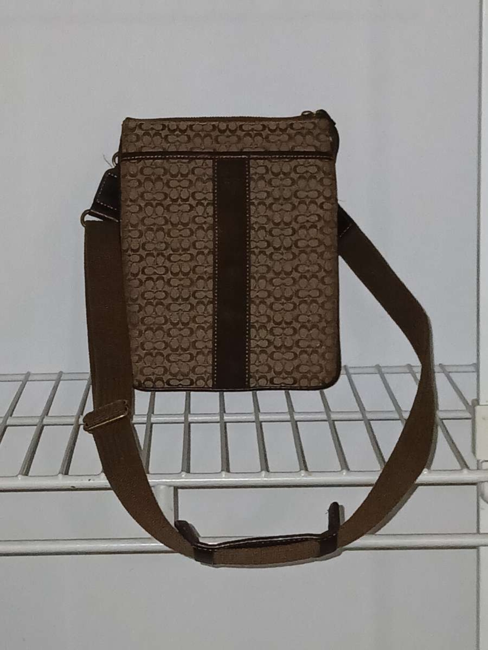 Brown Signature Crossbody Shoulder Bag